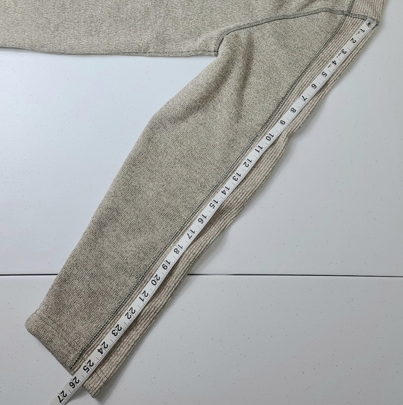 New Van Heusen Crew Neck Flex Stretch Sweater - Picture 9 of 9